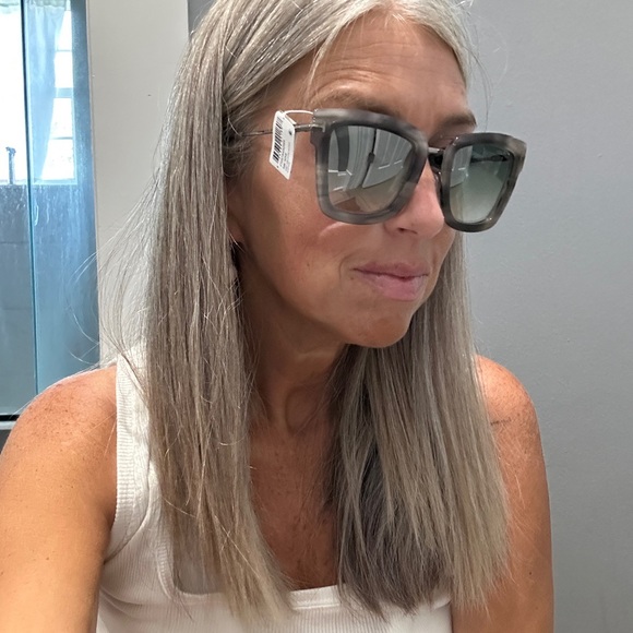 Tom Ford Gray Sunglasses BNWT - Picture 3 of 7